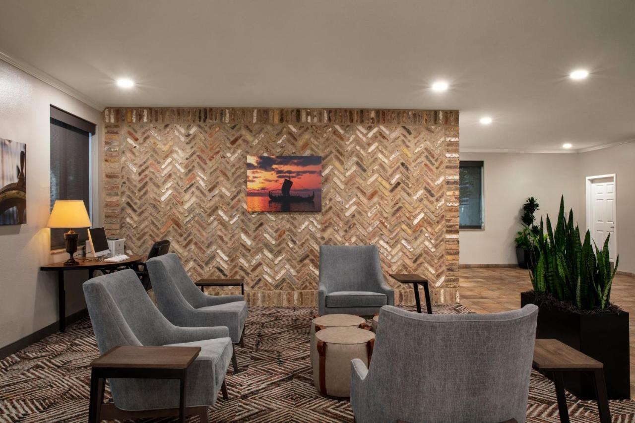 Candlewood Suites Mobile-Downtown By Ihg Ngoại thất bức ảnh